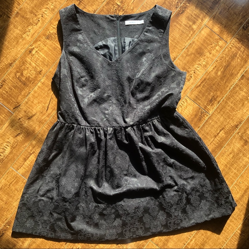Ricki’s Black Floral Print Dress - Size 8